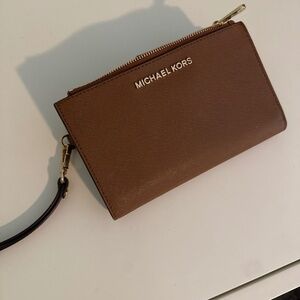 Michael Kors wristlet